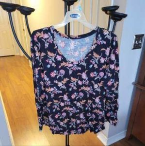 Flowered tee-shirt